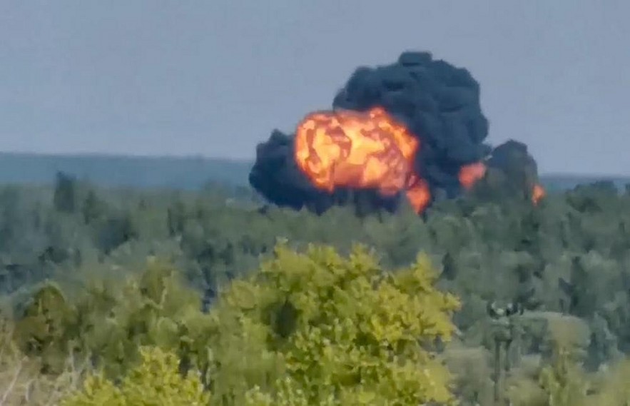 n this handout photo taken from video provided by Dmitry Ovchinnikov, flame and smoke rise from the place where the new light military transport plane Il-112V crashes near Kubinka airfield about 45 kilometers (28 miles) west of Moscow, Russia, Tuesday, Aug. 17, 2021. The prototype military transport plane crashed while performing a test flight outside Moscow on Tuesday, Russian news agencies reported, citing Russia's United Aircraft Corporation. The new light military transport plane, Il-112V, crashed in a forested area as it was coming in for a landing at the Kubinka airfield about 45 kilometers (28 miles) west of Moscow, spokespeople of the corporation told the Tass news agency. (Dmitry Ovchinnikov via AP) n this handout photo taken from video provided by Dmitry Ovchinnikov, flame and smoke rise from the place where the new light military transport plane Il-112V crashes near Kubinka airfield about 45 kilometers (28 miles) west of Moscow, Russia, Tuesday, Aug. 17, 2021. The prototype military transport plane crashed while performing a test flight outside Moscow on Tuesday, Russian news agencies reported, citing Russia's United Aircraft Corporation. The new light military transport plane, Il-112V, crashed in a forested area as it was coming in for a landing at the Kubinka airfield about 45 kilometers (28 miles) west of Moscow, spokespeople of the corporation told the Tass news agency. (Dmitry Ovchinnikov via AP)