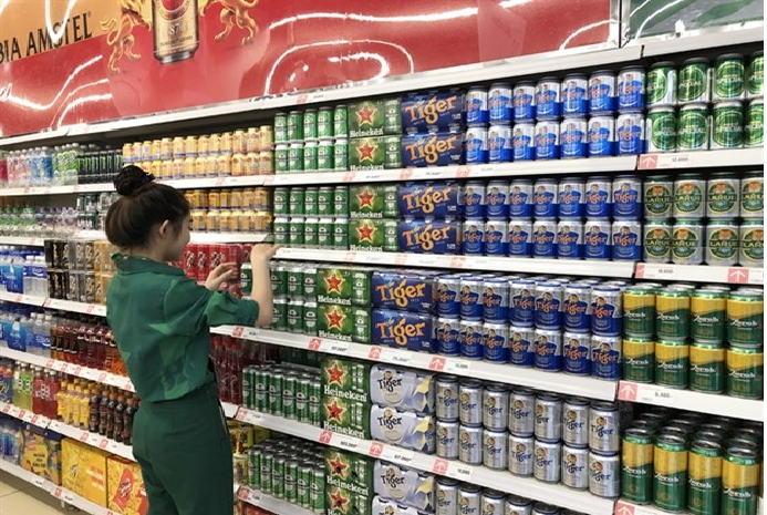 eers on display at a supermarket in HCM City. (Photo: VNA) 2235 beer