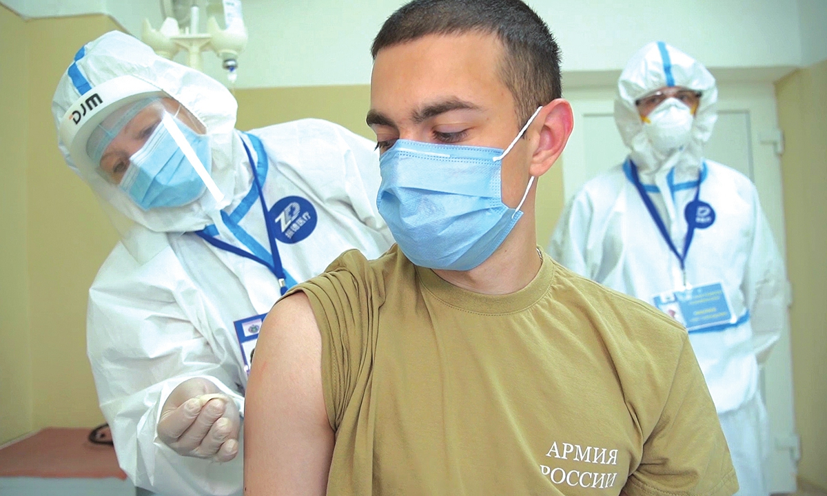 Leading scientists question 'highly improbable' Russian vaccine Leading scientists question 'highly improbable' Russian vaccine