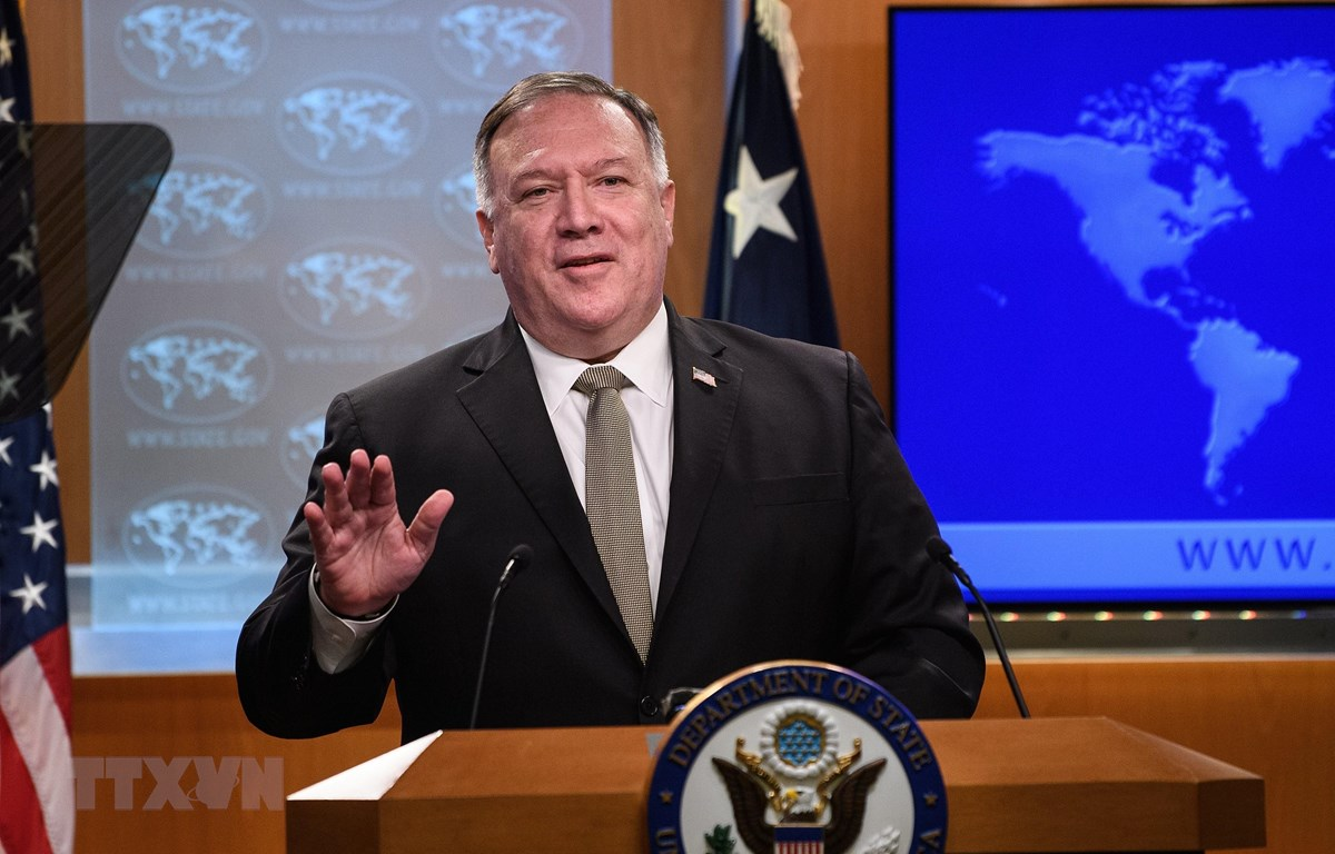 undefined 1326 pompeo