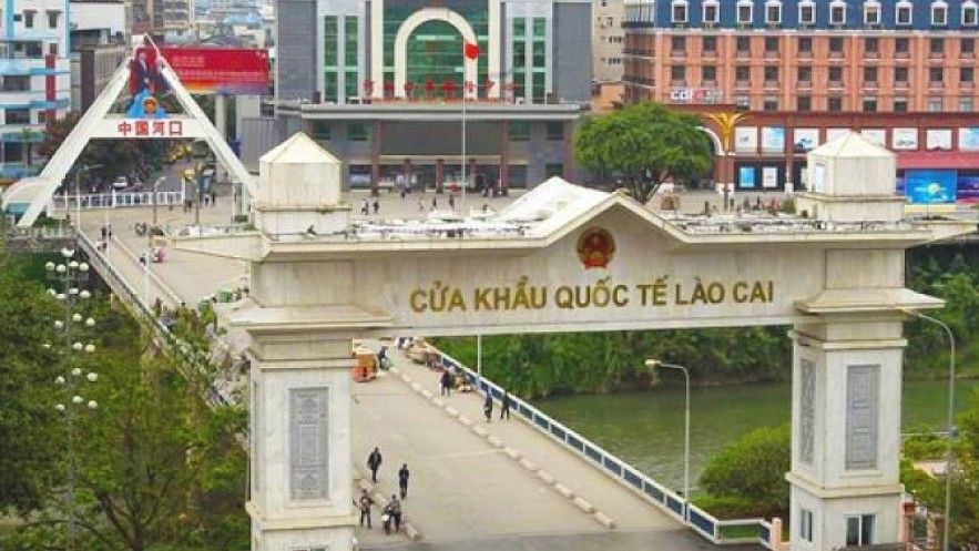 Vietnam, China Work to Facilitate Bilateral Trade Vietnam, China Work to Facilitate Bilateral Trade