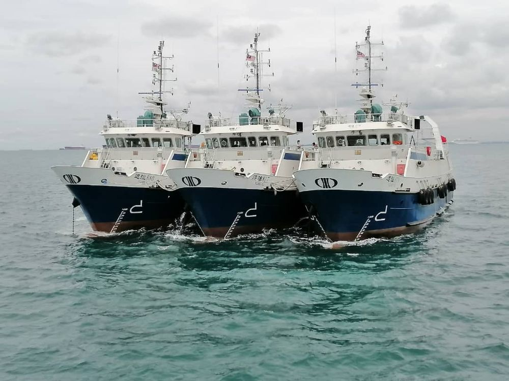 Three of the six Chinese ships moored at Tanjung Sedili, Malaysia on Oct. 10. Source: Malaysian Maritime Enforcement Agency 3047 ships