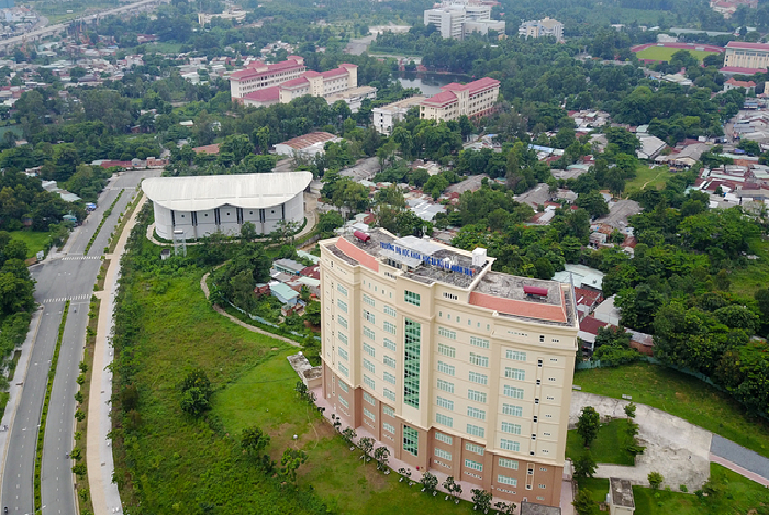 5738 university