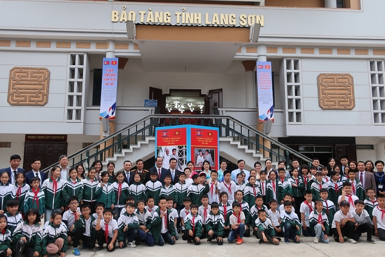undefined 1105 students