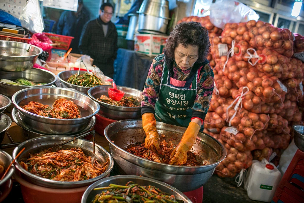 Unsanitary Chinese imports scare triggers 'eat safe kimchi' campaign in S.Korea Unsanitary Chinese imports scare triggers 'eat safe kimchi' campaign in S.Korea