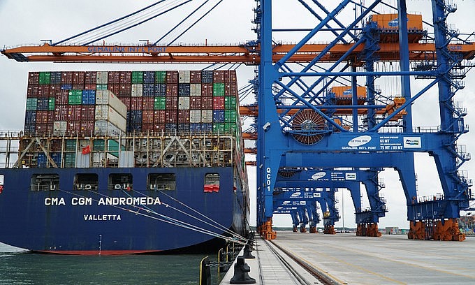 A container ship is seen at Tan Cang Cai Mep Terminal in the southern province of Ba Ria-Vung Tau. Photo by VnExpress A container ship is seen at Tan Cang Cai Mep Terminal in the southern province of Ba Ria-Vung Tau. Photo by VnExpress