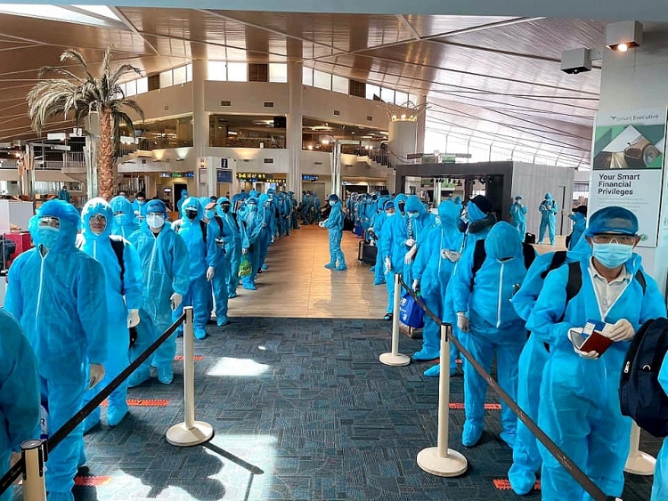 Đưa 178 công dân Việt Nam từ Brunei về nước an toàn