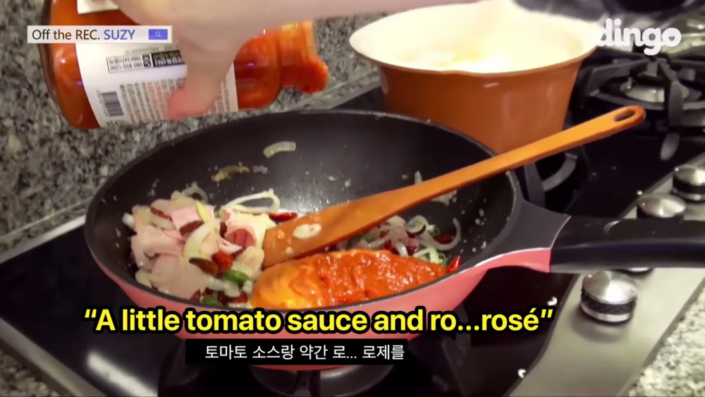 RẦM RỘ HÀNG LOẠT “BẰNG CHỨNG HẸN HÒ” CỦA BLACKPINK ROSÉ VÀ “TÌNH ĐẦU QUỐC D N” SUZY Hàng loạt bằng chứng hẹn hò của Blackpink Rosé và