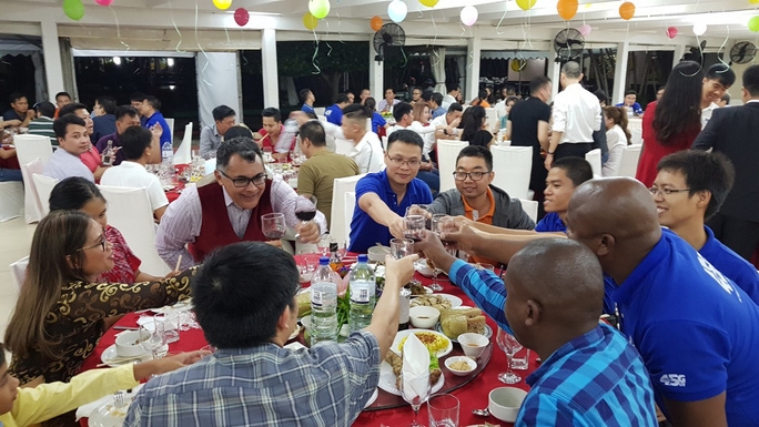 Người Việt ở Mozambique, Canada, Australia đón Tết sớm nguoi viet o mozambique canada australia don tet som