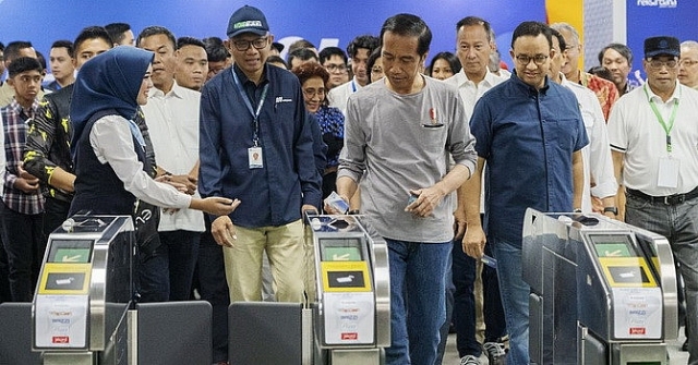 giac mo hon 30 nam cua nguoi indonesia thanh hien thuc tau dien ngam di vao hoat dong
