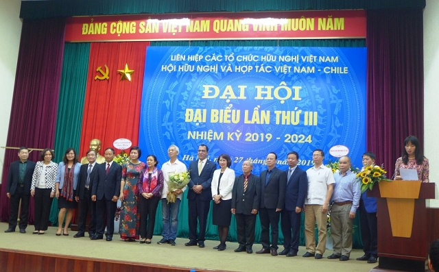 Tiếp tục làm cầu nối thúc đẩy quan hệ Việt Nam – Chile trên nhiều lĩnh vực tiep tuc lam cau noi thuc day quan he viet nam chile tren nhieu linh vuc