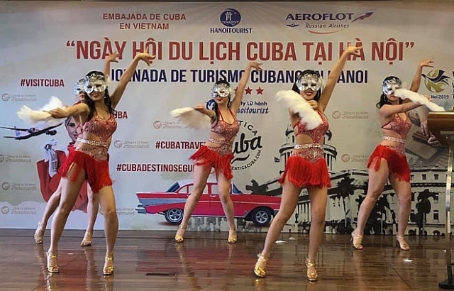 Du lịch Cuba còn hạn chế vì xa xôi, chi phí cao du lich cuba con han che vi xa xoi chi phi cao