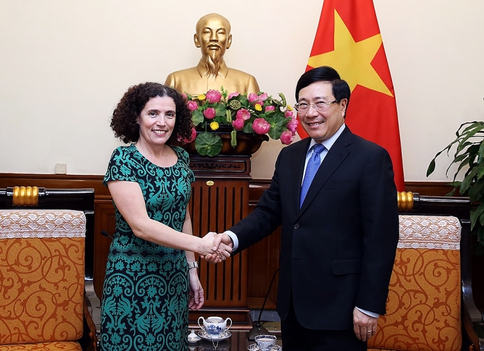 thuc day quan he hop tac viet nam uruguay phat trien sau rong