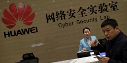 huawei co 3 thang de doi pho voi lenh cam cua chinh phu my