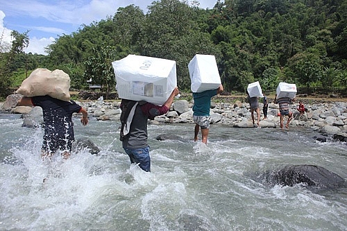Gần 140 người chết vì kiệt sức khi phục vụ bầu cử Indonesia hon 100 nguoi tu vong vi kiet suc phuc vu bau cu indonesia