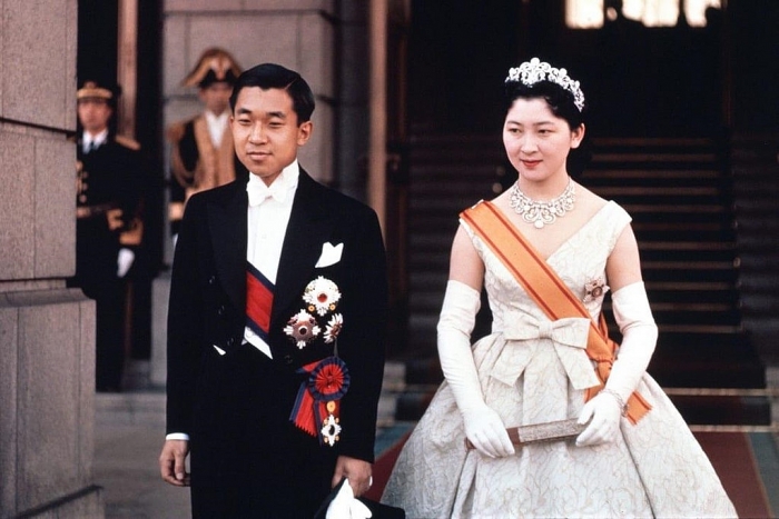 Nhật hoàng Akihito: Cuộc đời vị vua của triều đại lâu đời nhất thế giới nhat hoang akihito cuoc doi vi vua cua trieu dai lau doi nhat the gioi