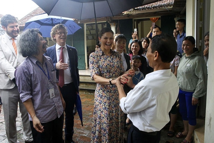Công chúa kế vị Thuỵ Điển bình dị trong chuyến thăm Việt Nam cong chua ke vi thuy dien binh di trong chuyen tham viet nam