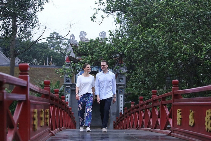 Công chúa kế vị Thuỵ Điển bình dị trong chuyến thăm Việt Nam cong chua ke vi thuy dien binh di trong chuyen tham viet nam