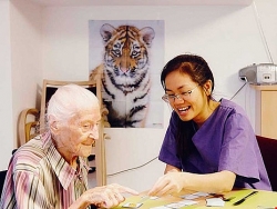 tham lai ngoi truong dai hoc bac ho tham trong lan dau den duc