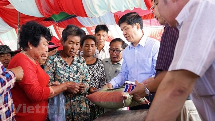 Cuộc sống khó khăn của bà con gốc Việt tại tỉnh Kampong Chhnang (Campuchia) tan mat thay cuoc song kho khan cua ba con goc viet tai tinh kampong chhnang campuchia
