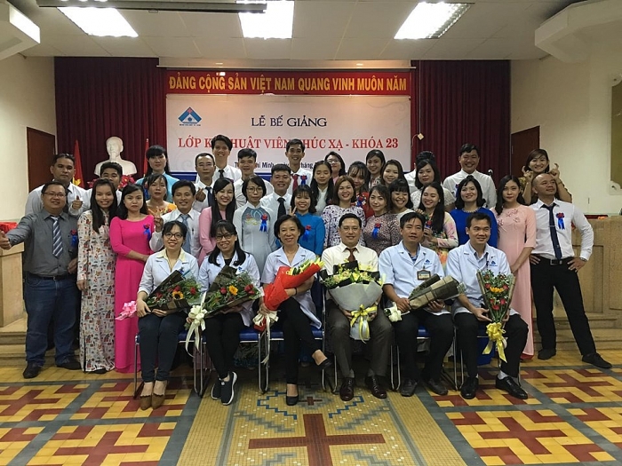 HKI đưa chương trình chăm sóc mắt học đường đến Trà Vinh hki dua chuong trinh cham soc mat hoc duong den tra vinh