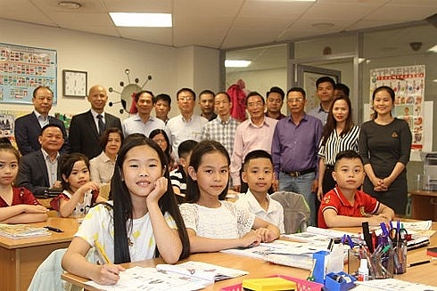 Lớp học tiếng Việt mang tên "Quê hương" tại Ekaterinburg, LB Nga tong ket lop hoc tieng viet tai ekaterinburg lb nga