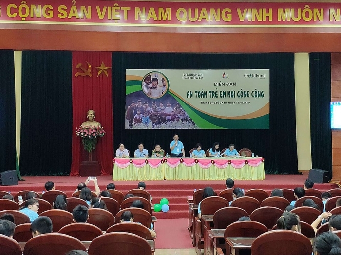 ChildFund giúp trẻ em Bắc Kạn thể hiện tiếng nói và quyền tham gia childfund giup tre em bac kan the hien tieng noi va quyen tham gia