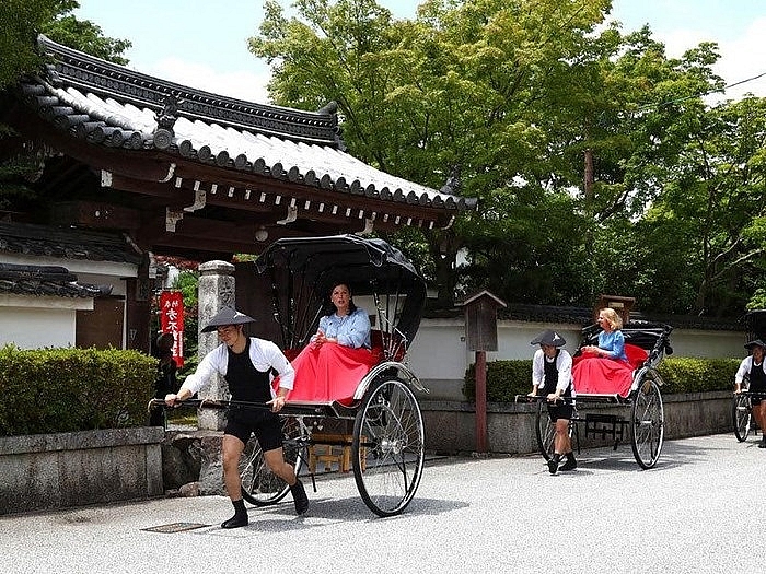 Hội nghị G20: Phu nhân, phu quân các lãnh đạo thăm quan chùa ở cố đô Kyoto hoi nghi g20 phu nhan phu quan cac lanh dao tham quan chua o co do kyoto