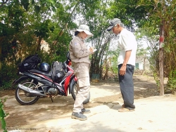 Dự án NPA/RENEW bắt đầu khảo sát dấu vết bom mìn tại TP.Đông Hà (Quảng Trị)