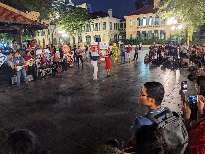 Sinh viên, giảng viên Việt gắn kết người dân Hà Nội với nước Nga giai dieu nga giua long ha noi lan thu 6 mua he rot