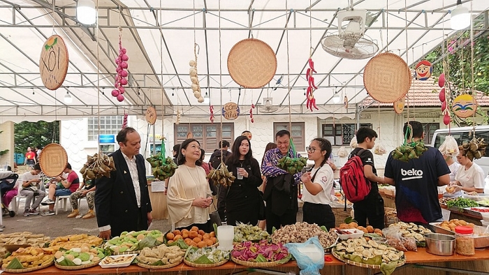Hội chợ “Vietnam Lah! 2019: Về nhà” mang đặc sản ba miền đến Singapore hoi cho vietnam lah 2019 ve nha mang dac san ba mien den singapore