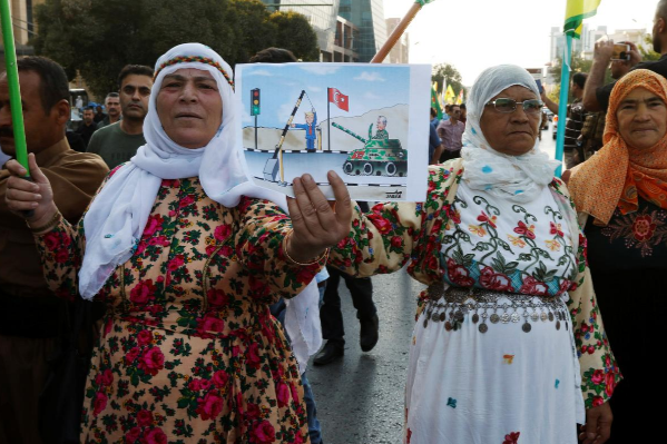 Thổ Nhĩ Kỳ tấn công Syria: Hàng ngàn người Kurd phải sơ tán tham khoc nhung cuoc tan cong cua tho nhi ky vao syria hang ngan nguoi kurd phai so tan