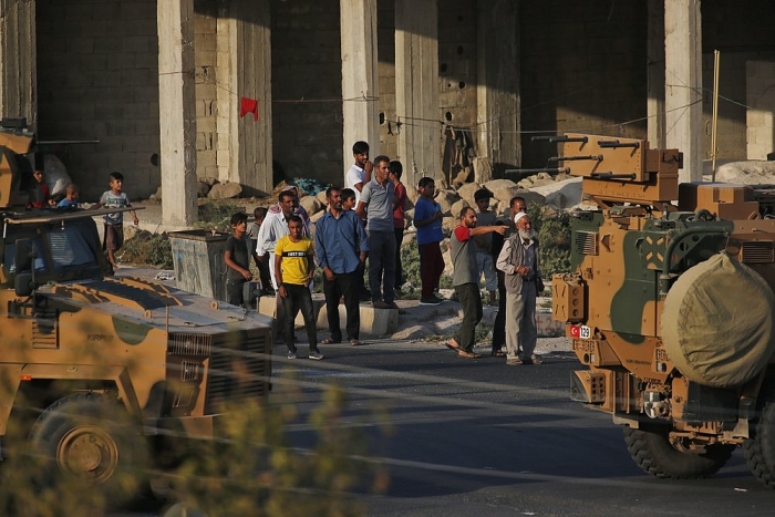 Thổ Nhĩ Kỳ tấn công Syria: Hàng ngàn người Kurd phải sơ tán tham khoc nhung cuoc tan cong cua tho nhi ky vao syria hang ngan nguoi kurd phai so tan