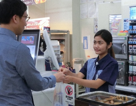 nguoi viet tai nhat khan truong phong chong virus corona