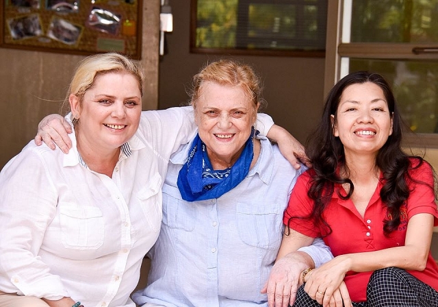 Ba thế hệ nhà Noble cống hiến cho hoạt động vì trẻ em ba the he gia dinh ba christina noble cong hien cho hoat dong vi tre em