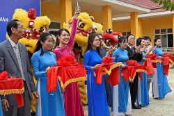 tinh hoa binh trien khai mo hinh lang que an toan cho phu nu va tre em