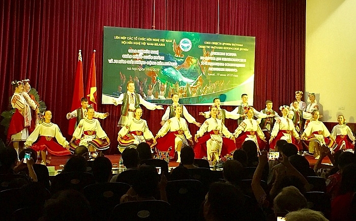 Kỷ niệm Quốc khánh Belarus: Mang âm nhạc Belarus tới khán giả Việt Nam ky niem quoc khanh belarus mang am nhac belarus toi khan gia viet nam