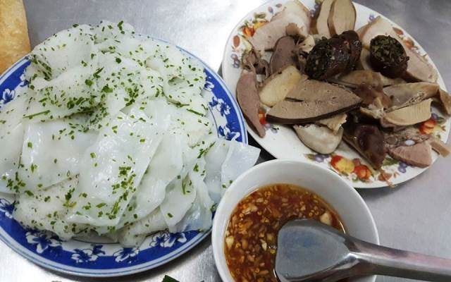 Ăn gì ở Quy Nhơn: Những món bánh ngon nhất định phải thử an gi o quy nhon nhung mon banh ngon nhat dinh phai thu