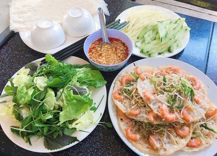Ăn gì ở Quy Nhơn: Những món bánh ngon nhất định phải thử an gi o quy nhon nhung mon banh ngon nhat dinh phai thu
