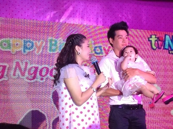 Thanh Thảo bị phản đối khi khuyên Phùng Ngọc Huy đón bé Lavie sang Mỹ nuôi dưỡng thanh thao bi phan doi khi khuyen phung ngoc huy don be lavie sang my nuoi duong