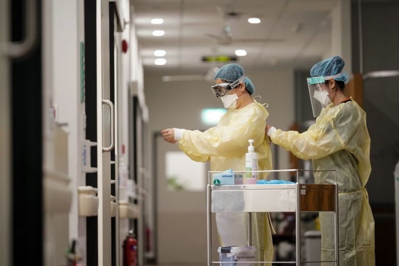 24 ngày chiến đấu với tử thần, giành lại sự sống của bệnh nhân Covid-19 tại Singapore 24 ngay chien dau voi tu than gianh lai su song cua benh nhan covid 19 tai singapore