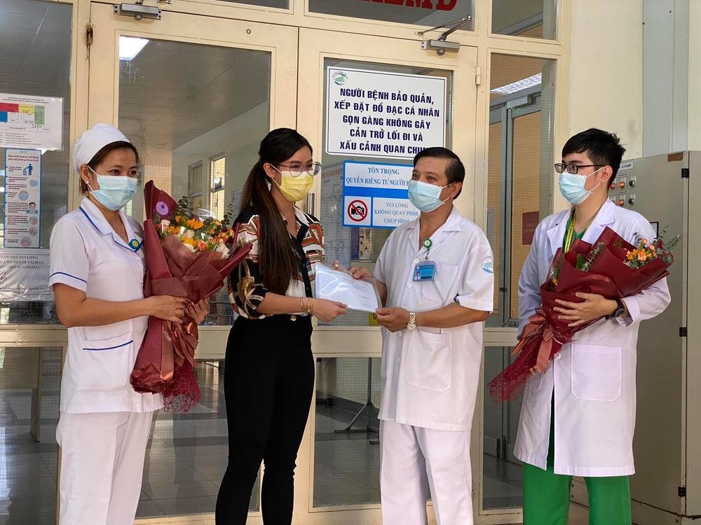Bạn thân Phùng Ngọc Huy ở Mỹ tiết lộ chuyện nam ca sĩ chu cấp tiền nuôi bé Lavie ban than phung ngoc huy o my tiet lo chuyen nam ca si chu cap tien nuoi be lavie
