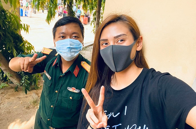 Tin giải trí sao Việt hôm nay (5/4): Hoài Linh lên tiếng đính chính giới tính của bản thân, tiết lộ về vợ cũ tin giai tri sao viet hom nay 54 hoai linh len tieng dinh chinh gioi tinh cua ban than tiet lo ve vo cu