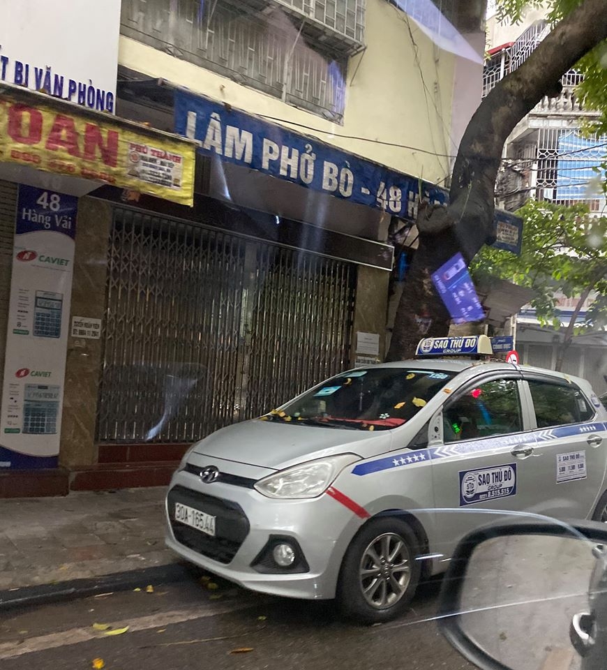 Người Hà Nội tìm chỗ ăn phở trong ngày đầu tiên hết cách ly xã hội nguoi ha noi tim cho an pho trong ngay dau tien noi long gian cach xa hoi