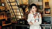 putting customers first is the key to develop your business phuong uyen tran women in business 19126
