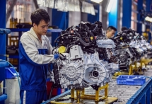landlords support businesses to survive epidemic in vietnam