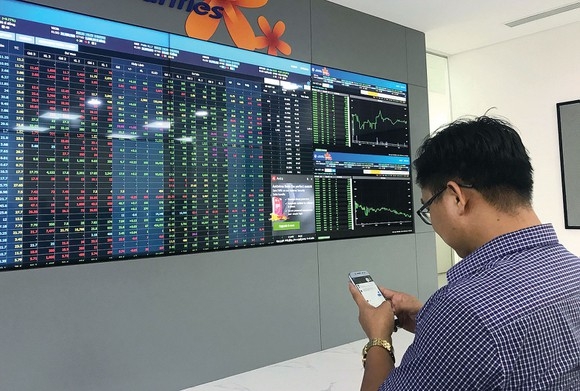 Vietnam stock market: Foreign investors withdraw capital, the market remains positive vietnam stock market foreign investors withdraw capital the market remains positive