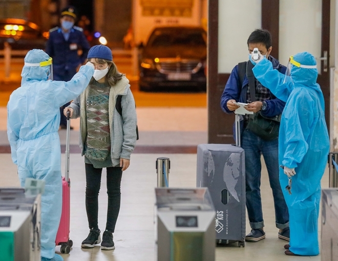 Only North-South train in Vietnam remains in operation during COVID-19 epidemic only one north south train remains in operation during covid 19 epidemic