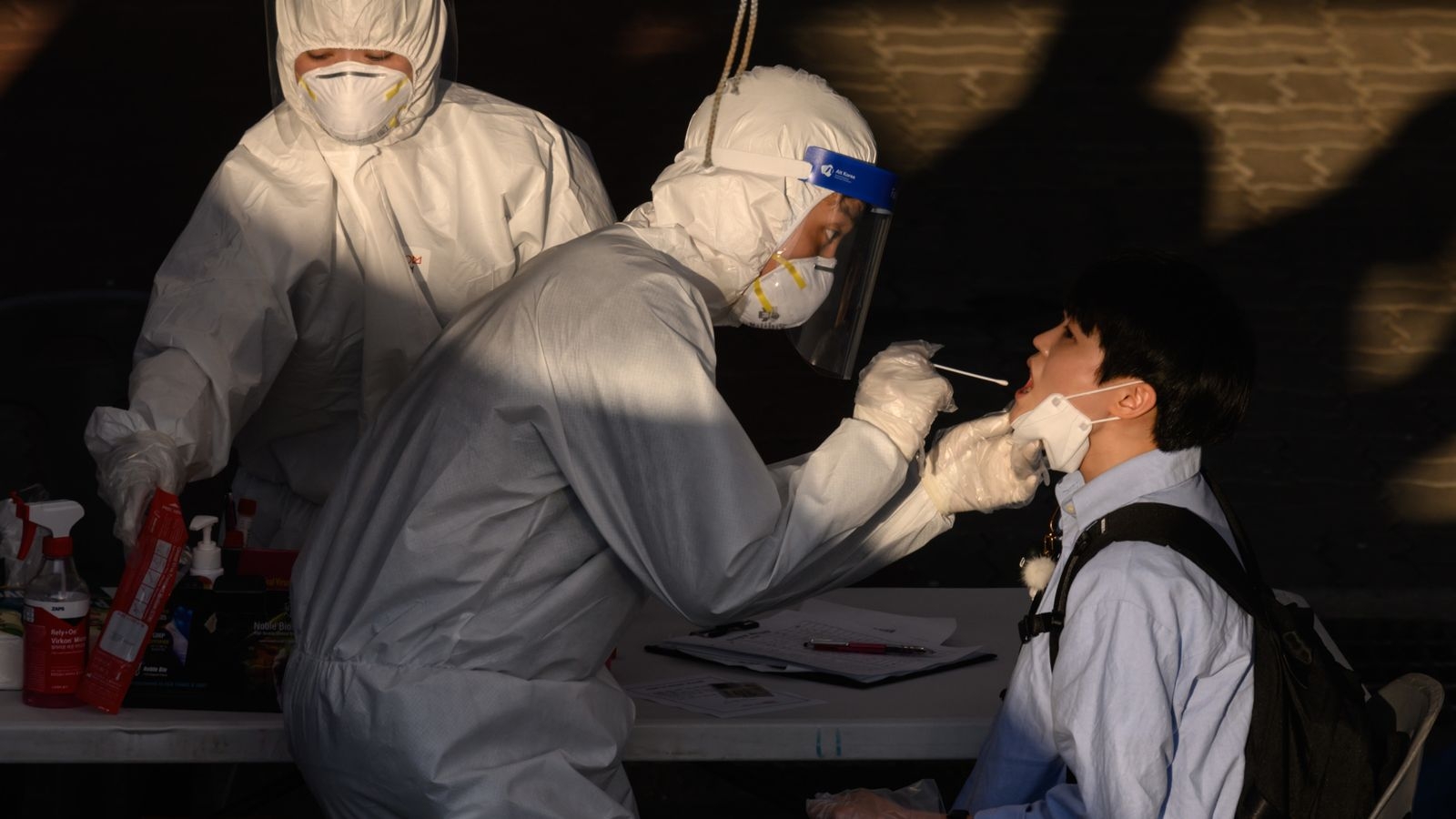 Coronavirus updates in South Korea: Hundreds of schools to close again after reopening south korea hundreds of schools to close after reopening