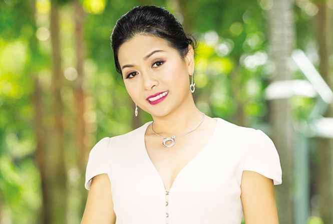 "Competing with Giant"'s author Phuong Uyen Tran suggests Vietnam's global citizens to create an optimistic future of success how vietnams global citizens create an optimistic future of success phuong uyen tran